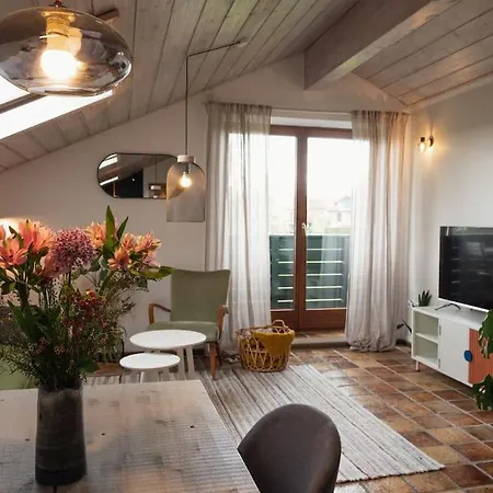 Apartment Pura's Haus Am See: Family & Friends *
